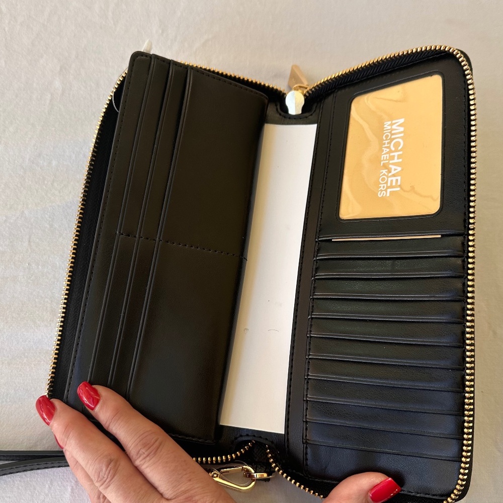 Michael Kors Continental Wallet Wristlet - Picture 5 of 10